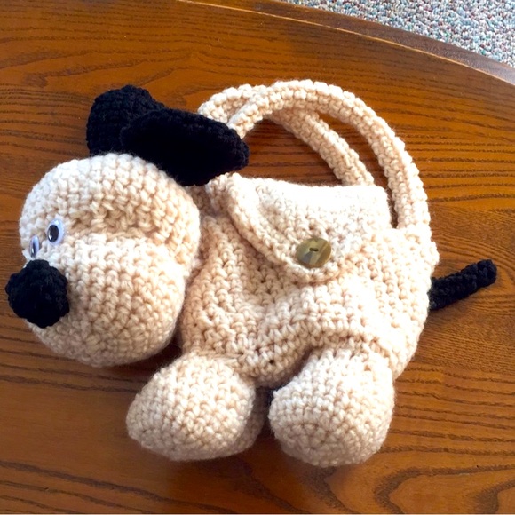 HAND CRAFTED Crocheted Amigurumi Beige and Black Puppy Dog Carrying Purse Toy - Picture 4 of 7